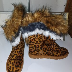 Leopard Print Fur-Lined Boots